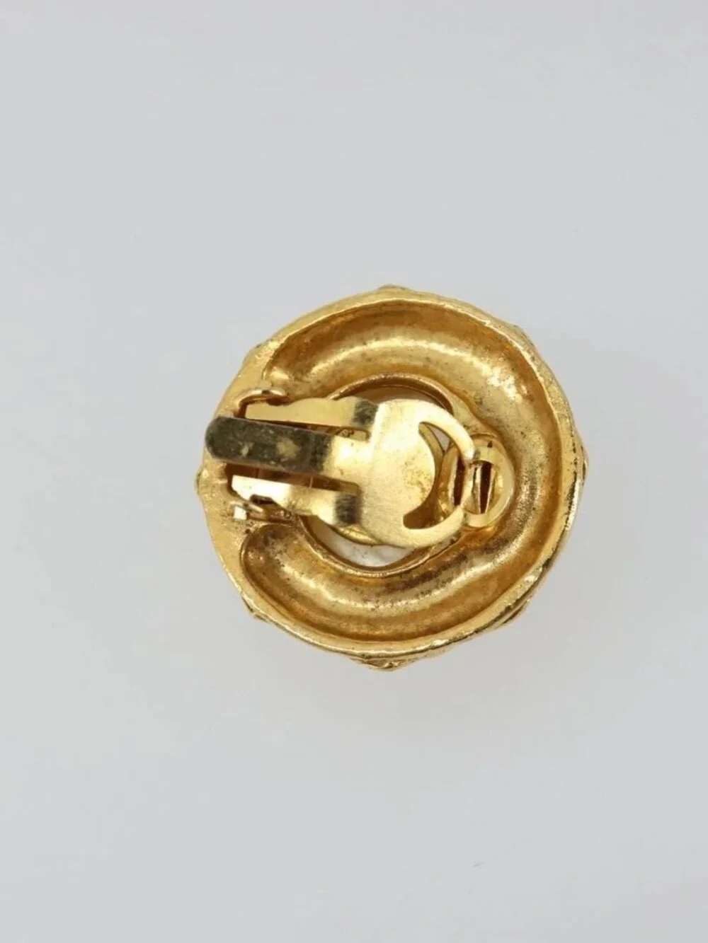 CHANEL Earring metal Gold Tone CC Auth 183501